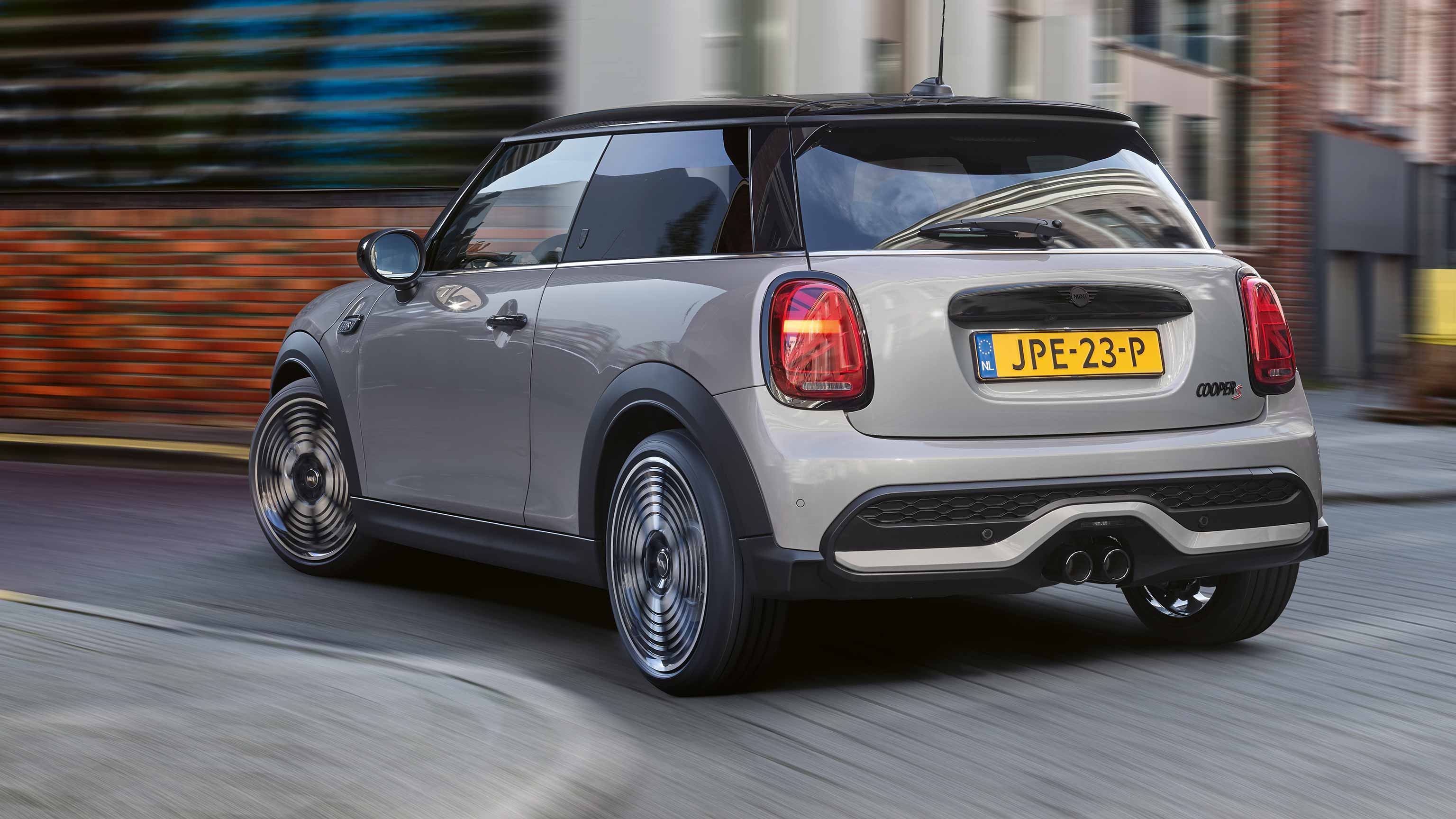MINI - 3-door Hatch - Rear View